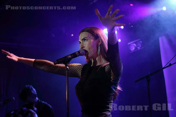 CHRYSTA BELL - 2018-04-18 - PARIS - La Maroquinerie - 